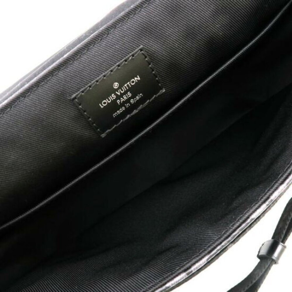 Louis Vuitton Monogram Eclipse Black District - image 2